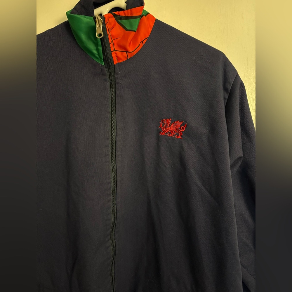 Men’s Reversible Jacket. Features Dragon - image 2